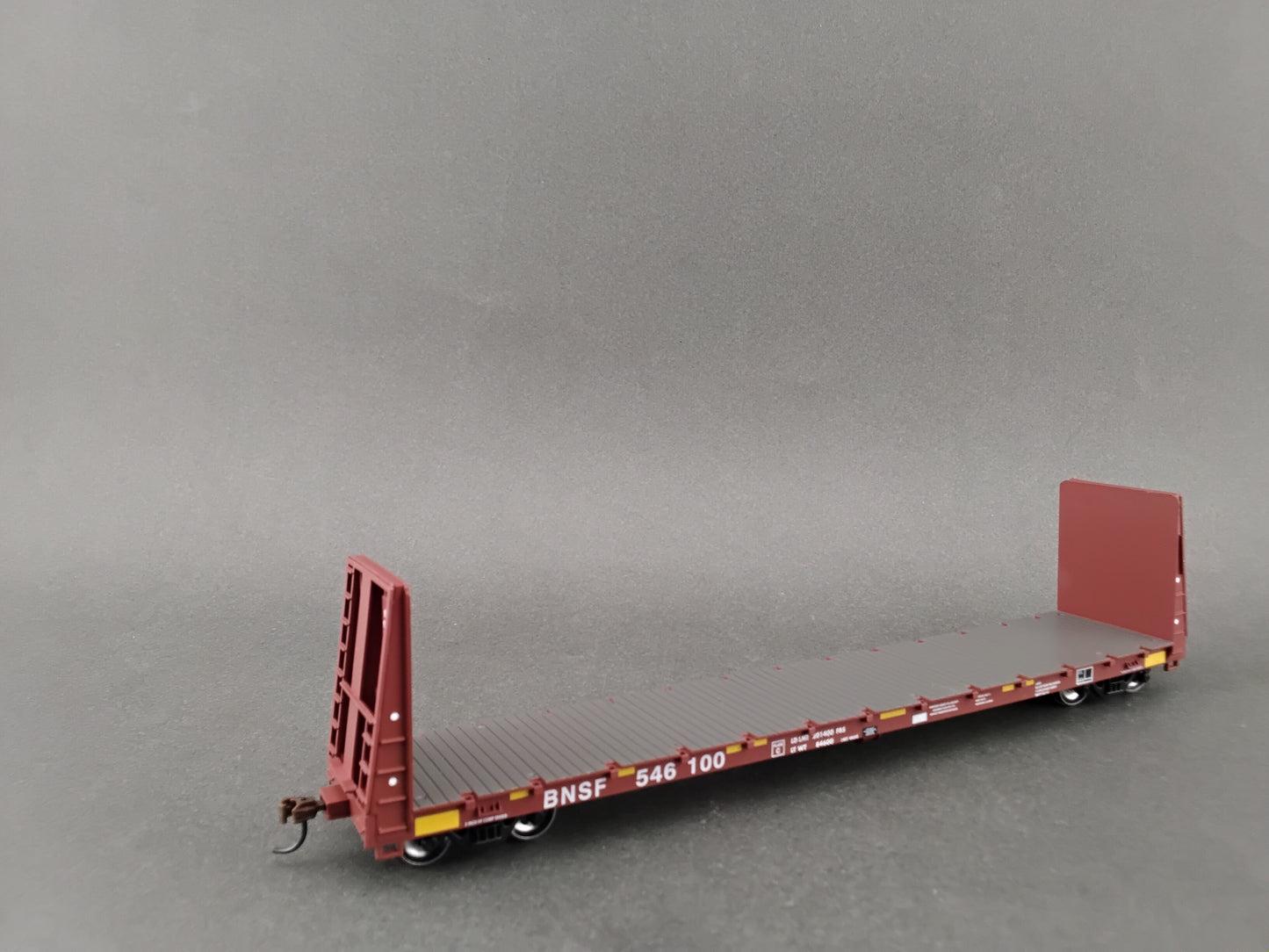 87721 Bulkhead Flat Car