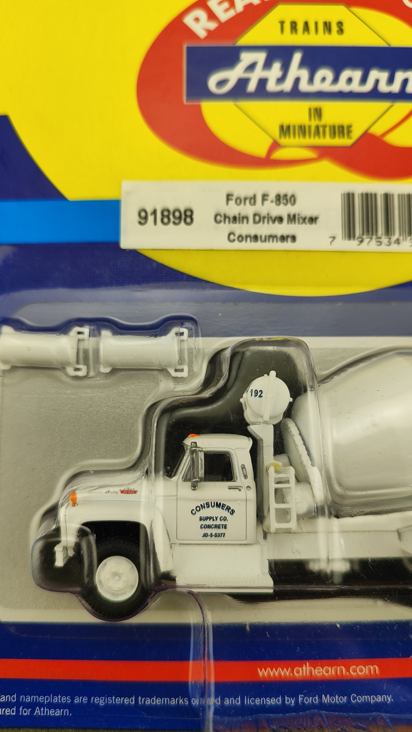 ATH 91898 Ford F-850 Chain drive mixer Consumers
