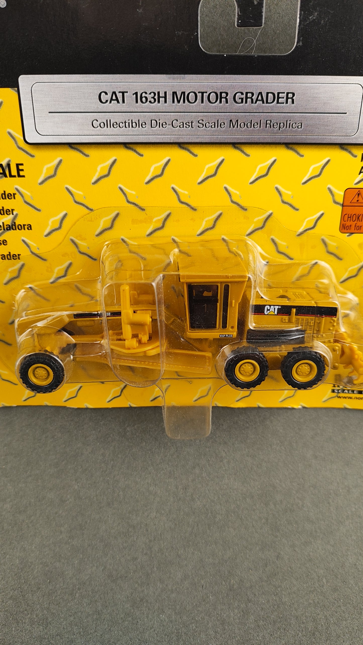 Norscot 55403 1:87 CAT 163H Motor Grader CAT Die Cast Model Replica