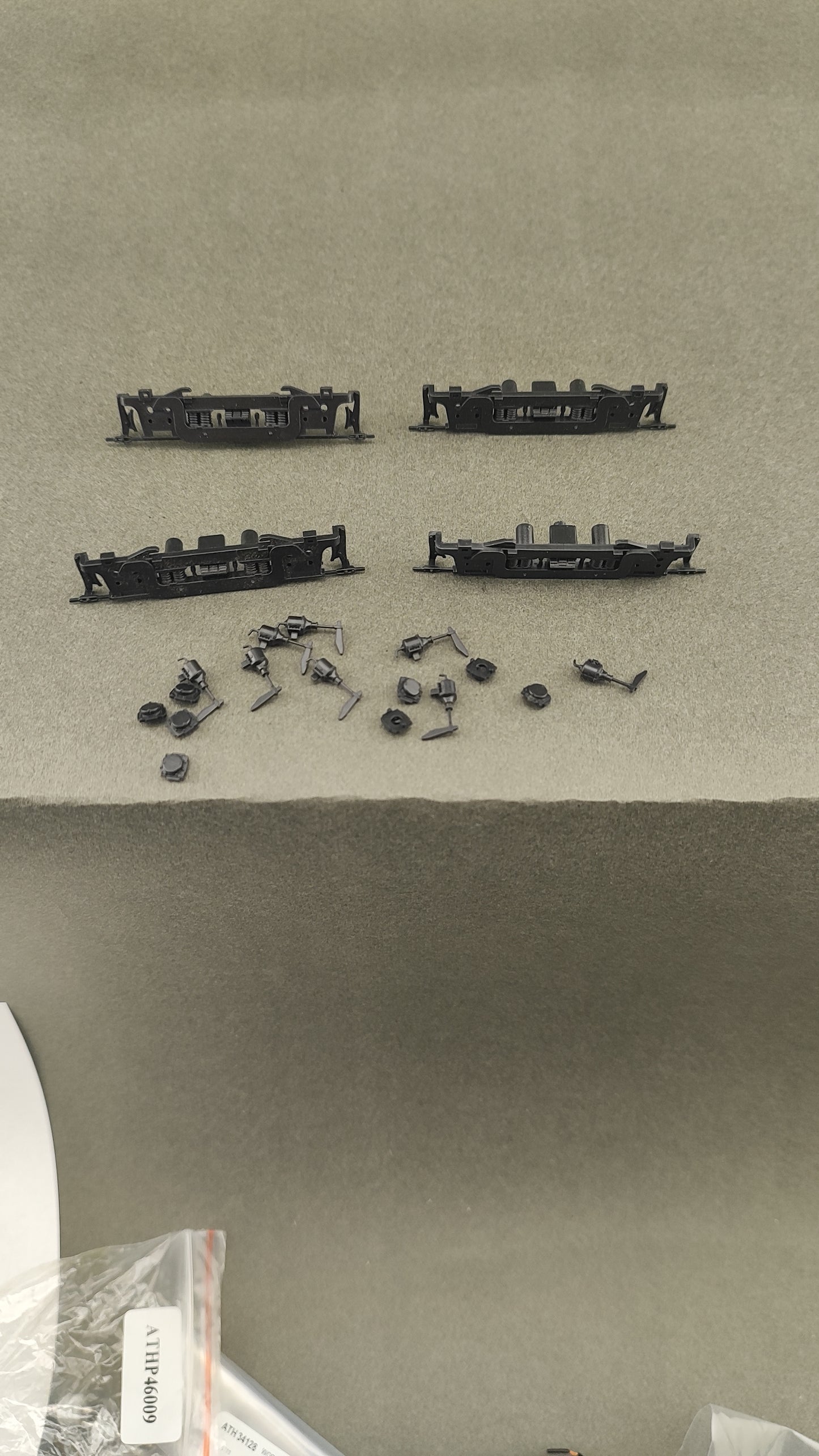 ATH 40019 40010 RS3 Power Trucks Front and Rear with sideframes