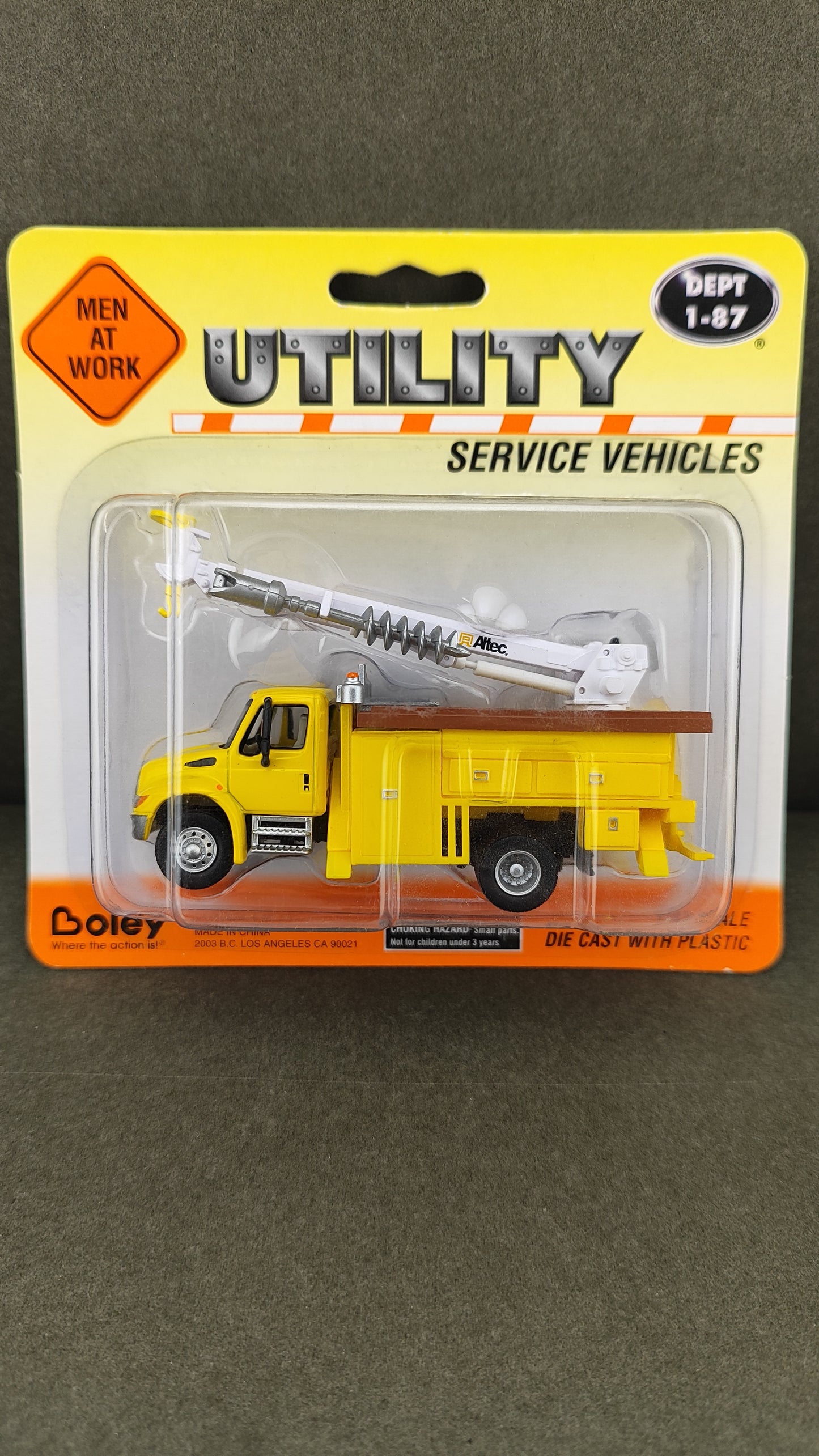BOL 4132 88 Boley International Auger Truck Yellow HO