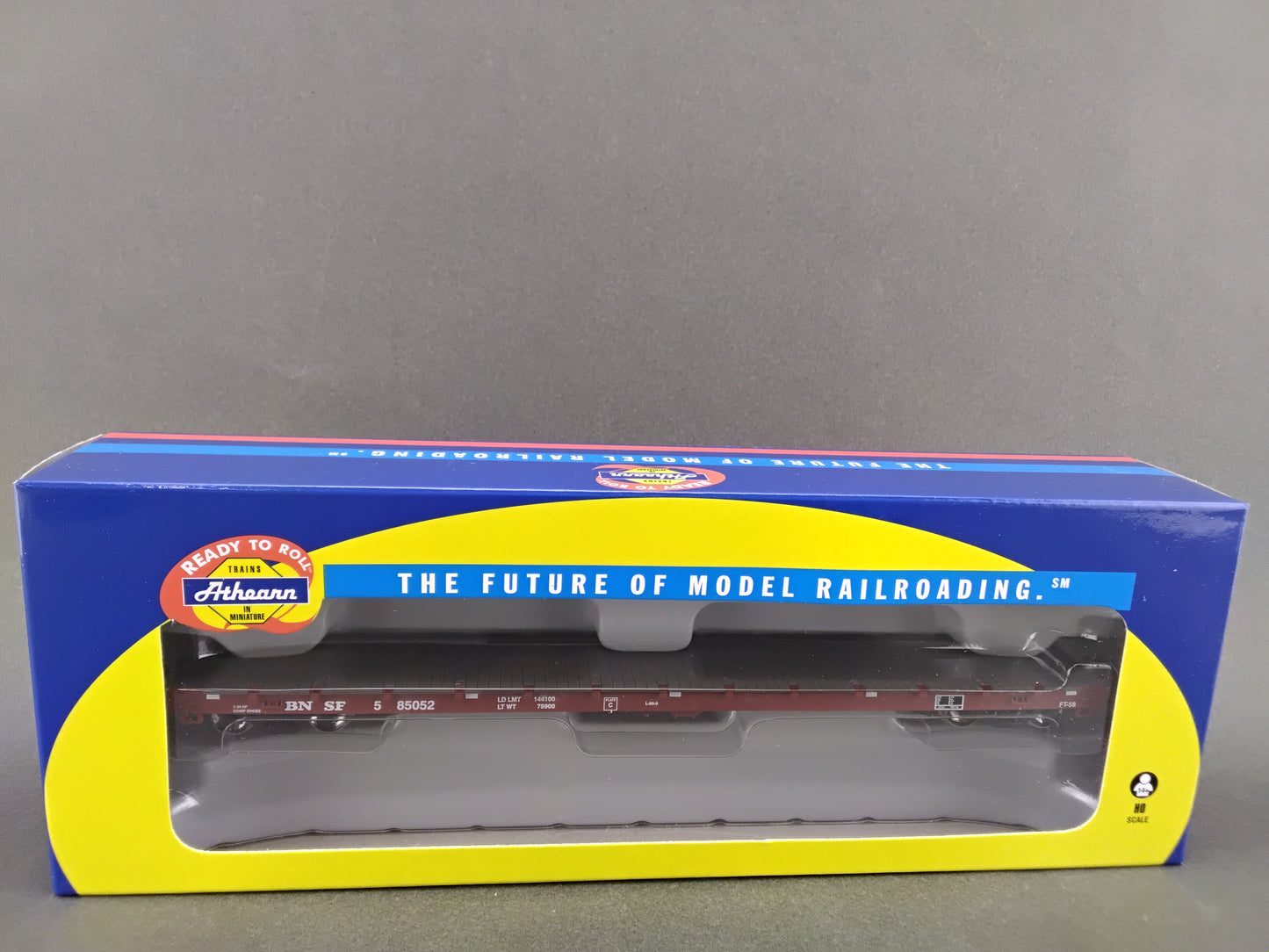 ATH 97805 Burlington Northern 60' Flat Car 585052