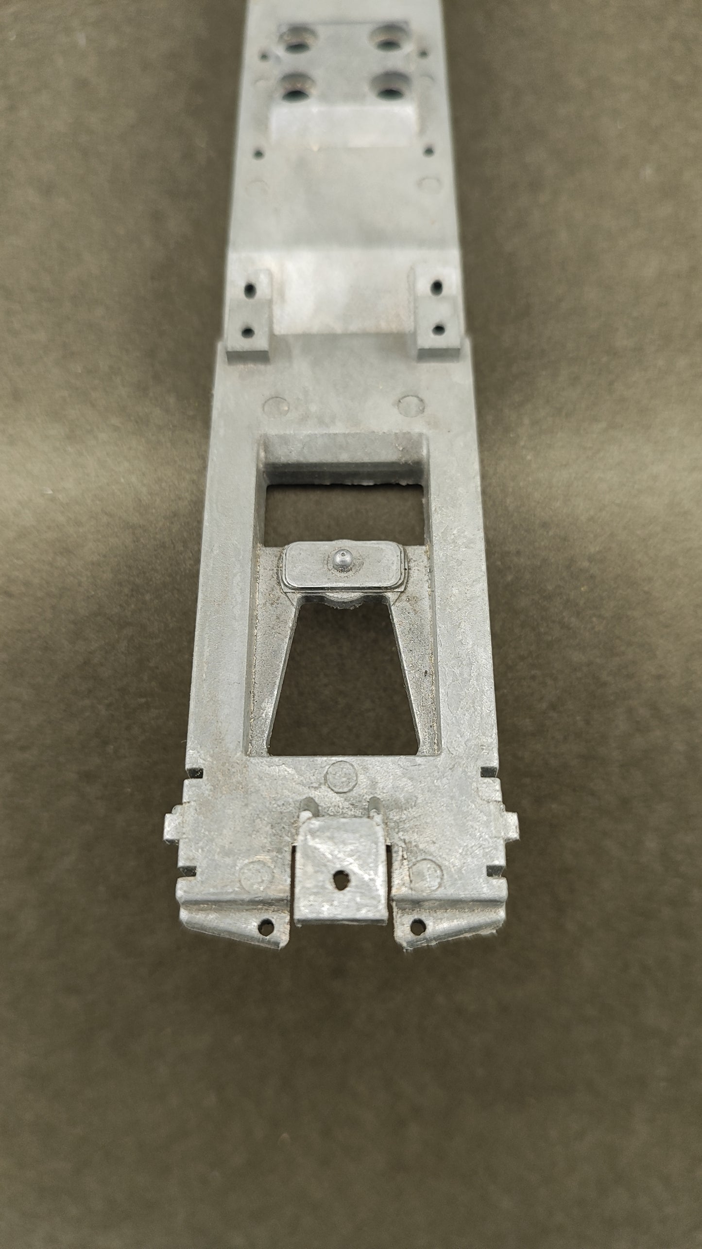 F - 36504 - U AMD 103  (early version) frame only