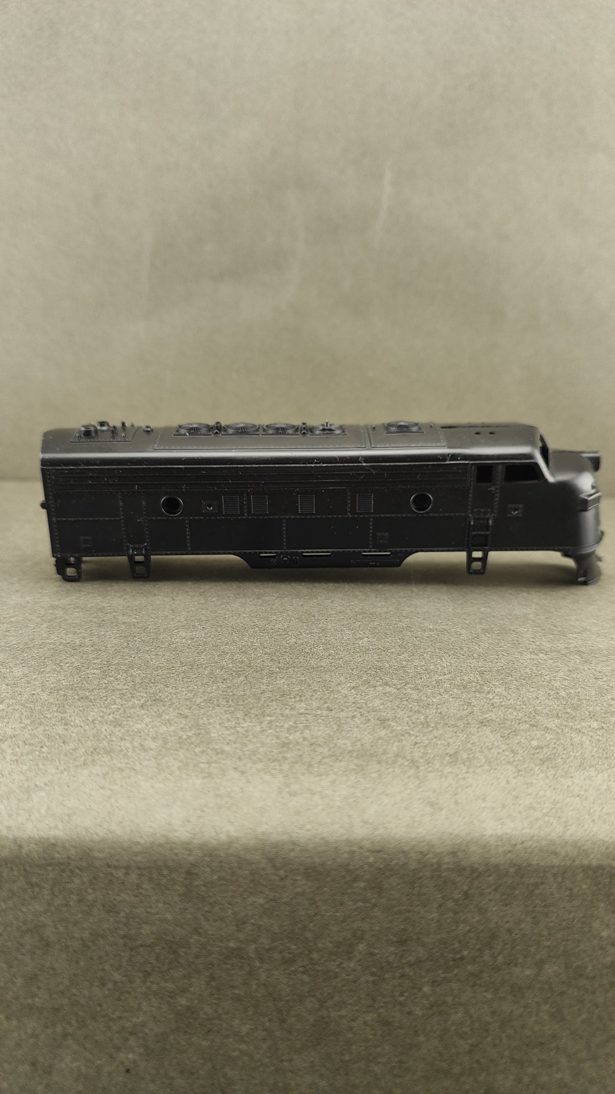 ATH 30230 F7-A 2 Light Undecorated shell