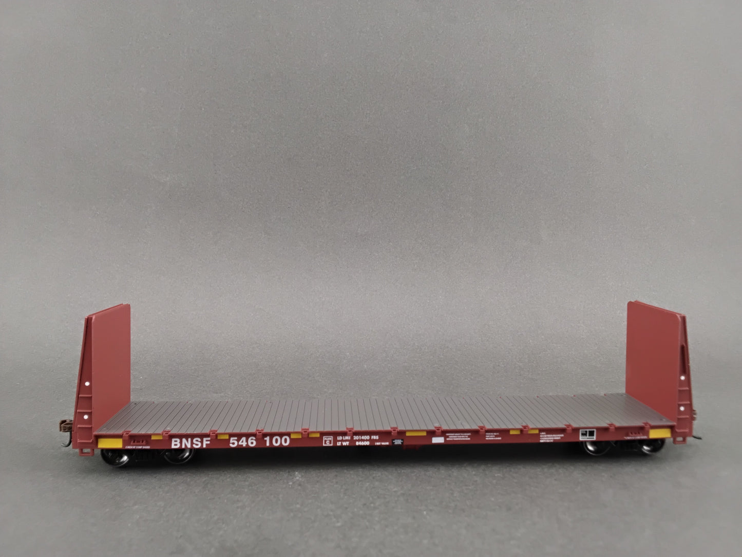 87721 Bulkhead Flat Car