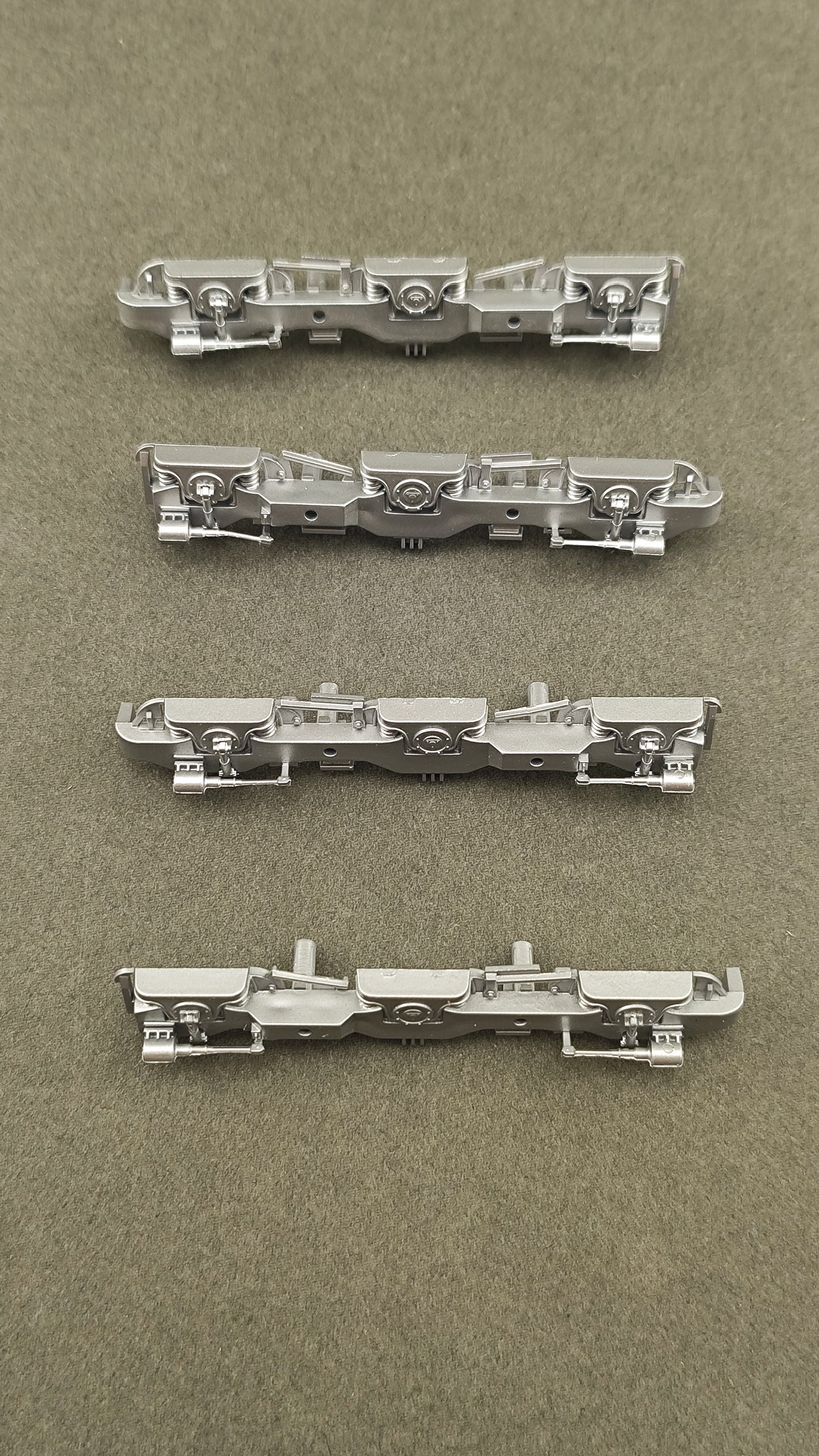 ATH 49479 AC4400  C44 9W Side frame assembled silver 4 pack
