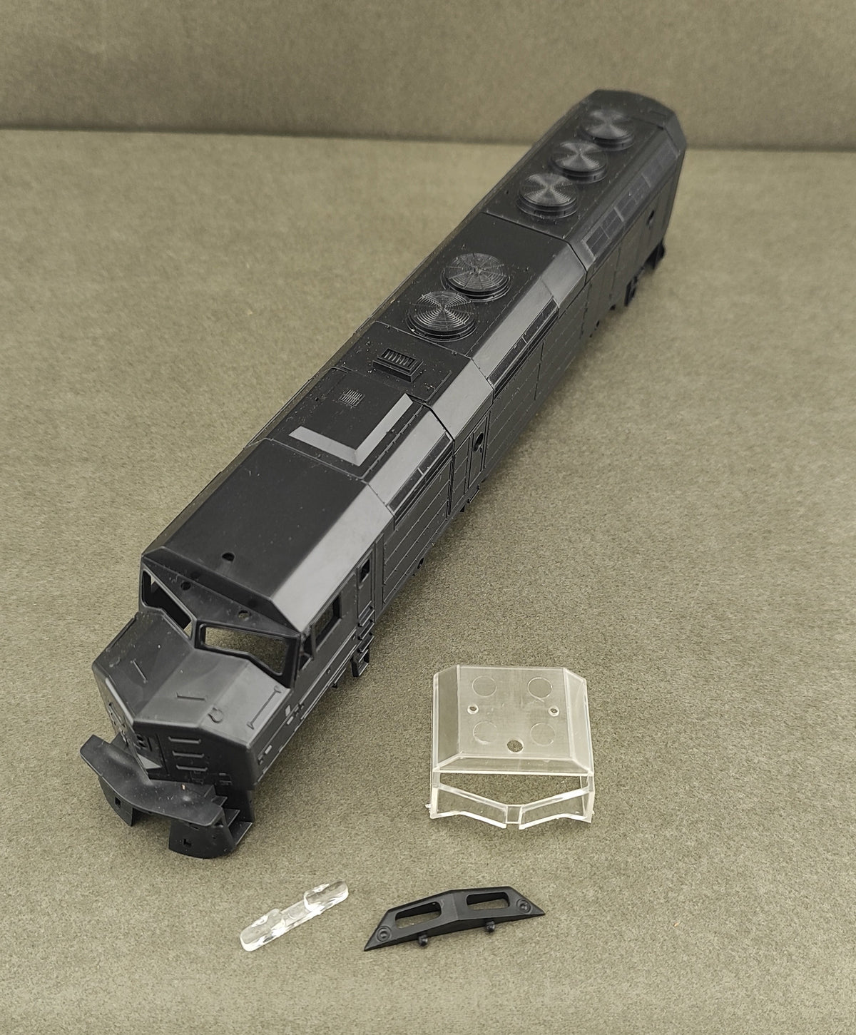 ATH 36100 F45 Undecorated shell With Number board and Windows