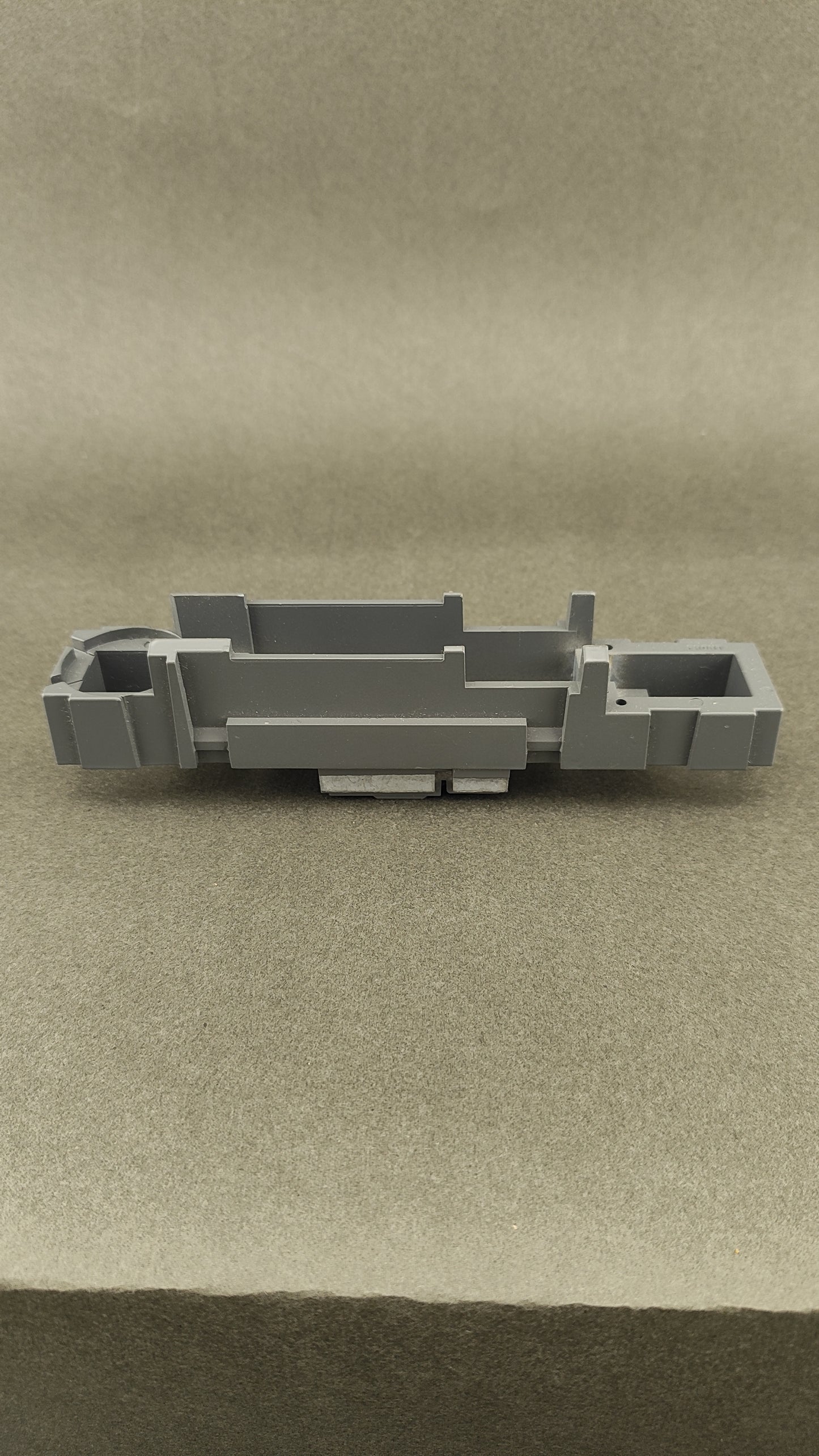 ATH G 19222 F7 B Gray Genesis F units Early style