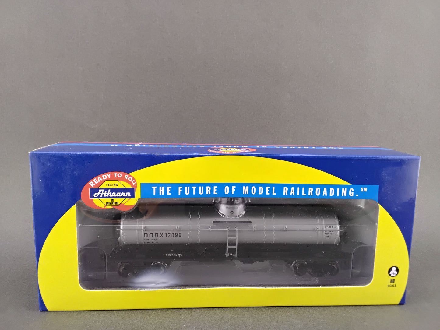 76650 Department of Defense Single Dome Tank Car 12112