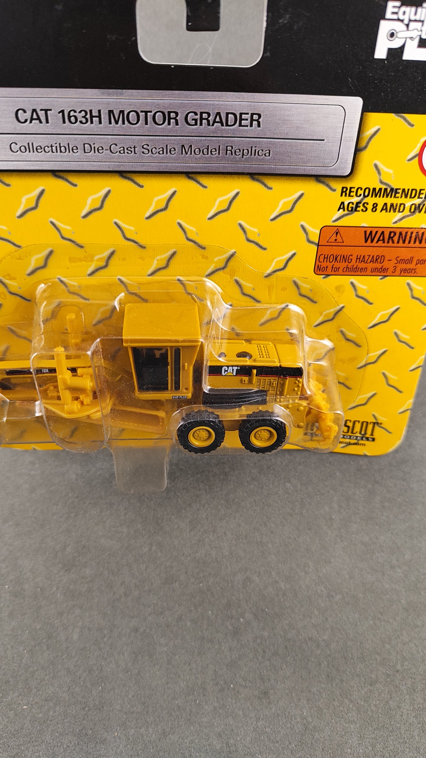 Norscot 55403 1:87 CAT 163H Motor Grader CAT Die Cast Model Replica
