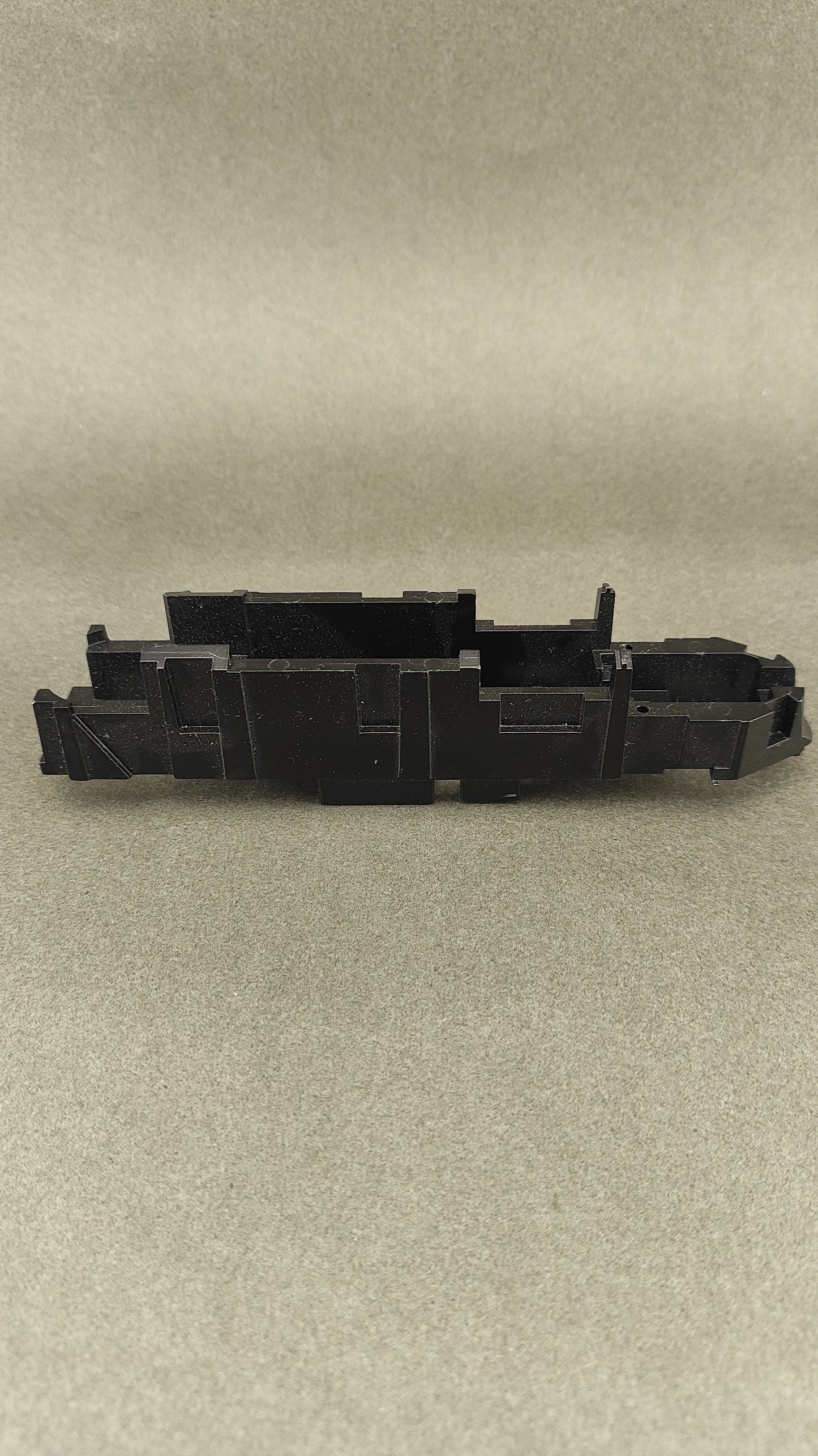 ATH G 19064 F7 A  Black Genesis F units Late model frame