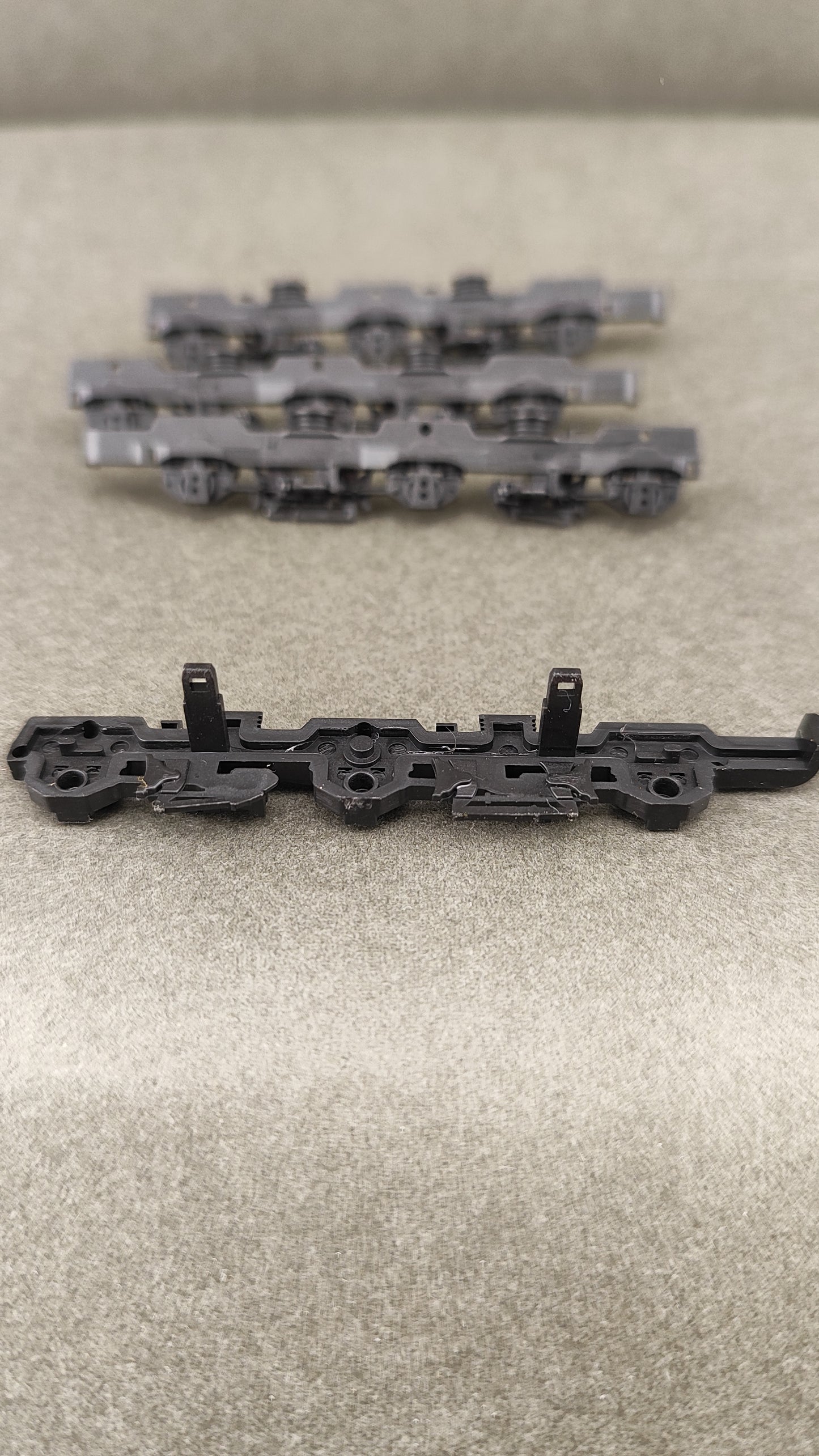 Athearn G63860 SD 70M/MAC Sideframe Set (plastic)- Fits Athearn Genesis Trucks