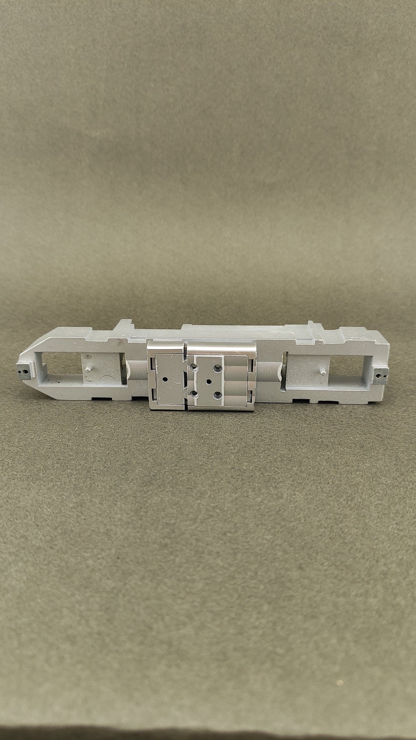 ATH G 19211 F7 A Silver Genesis F units Early style