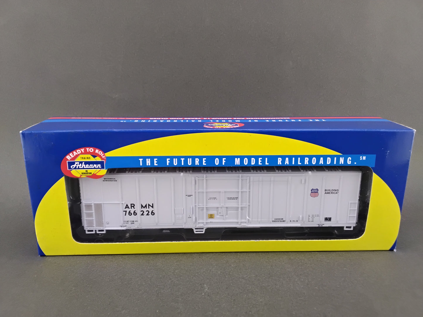 71186 Ho Scale Union Pacific 57' Mechanical Reefer ARMN 766226