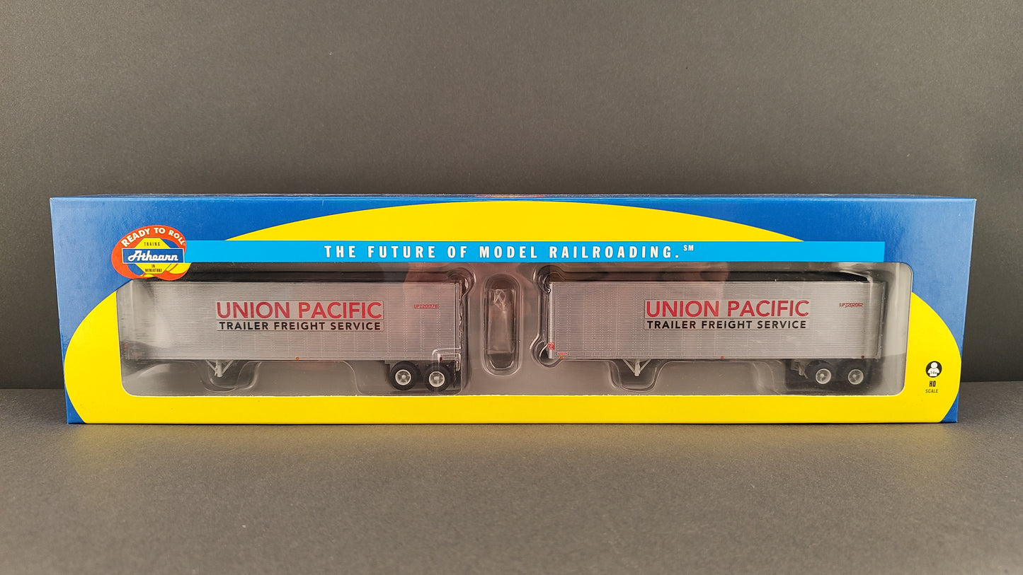 Union Pacific 40'Beaded z-Van