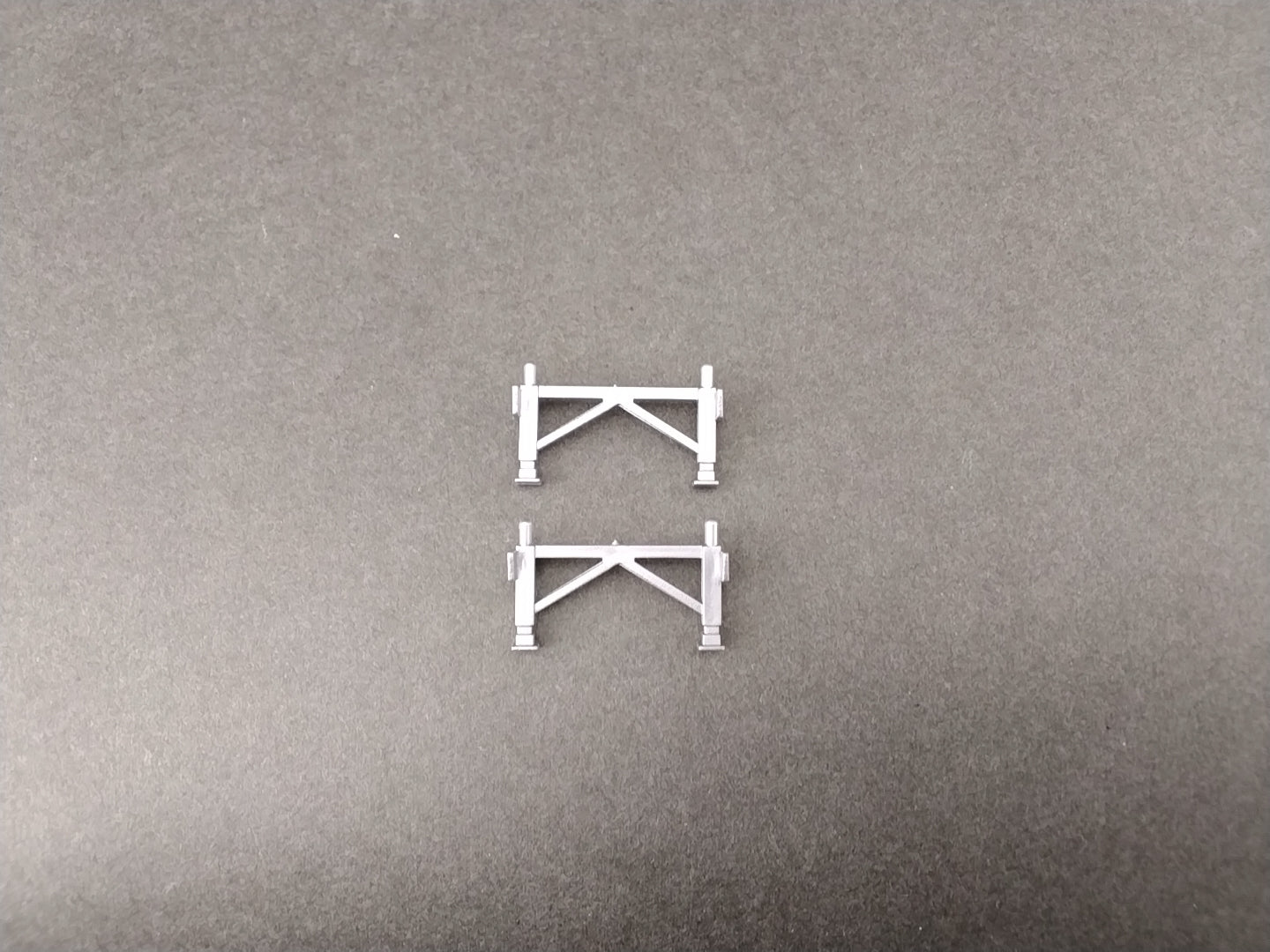 PPW 50030  Landing Gear Modern Square Pads ( 2 per package)