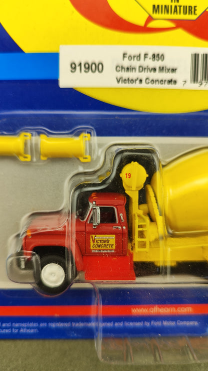 ATH 91900 Ford F-850 Chain drive mixer Victor's Concrete