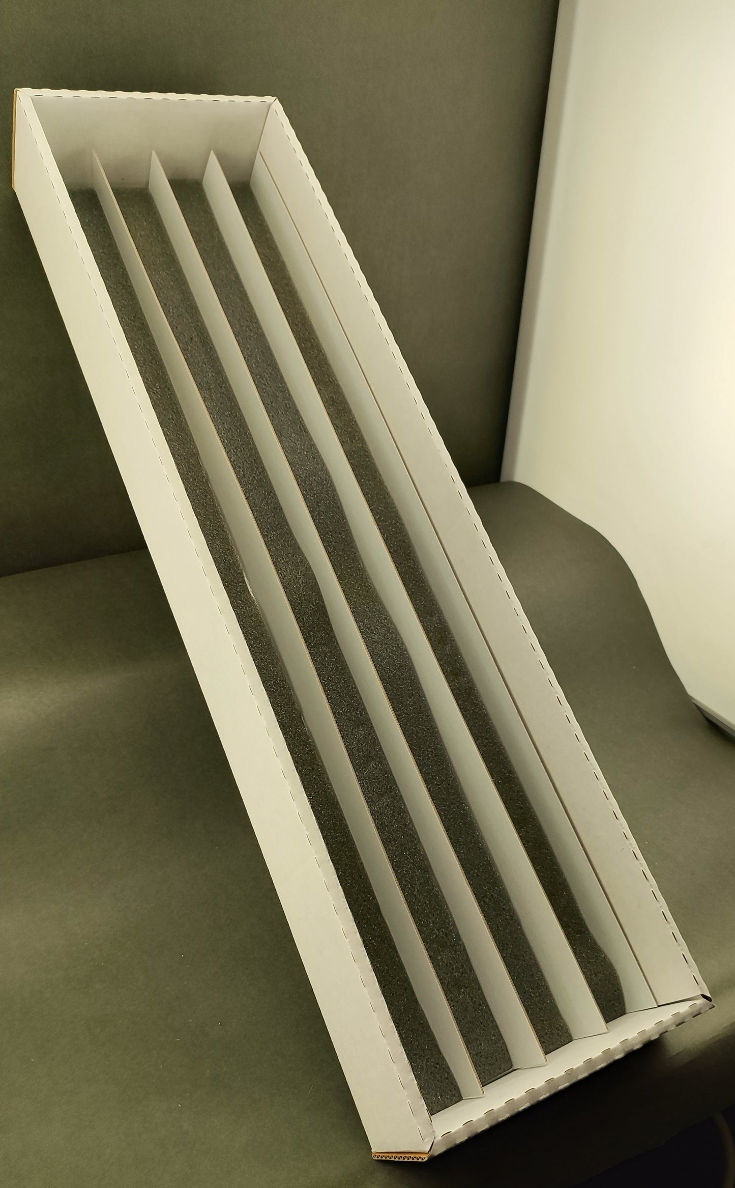 19256 - 'HO' Hobby Tote Set Complete System - Case & Five "Low" Containers