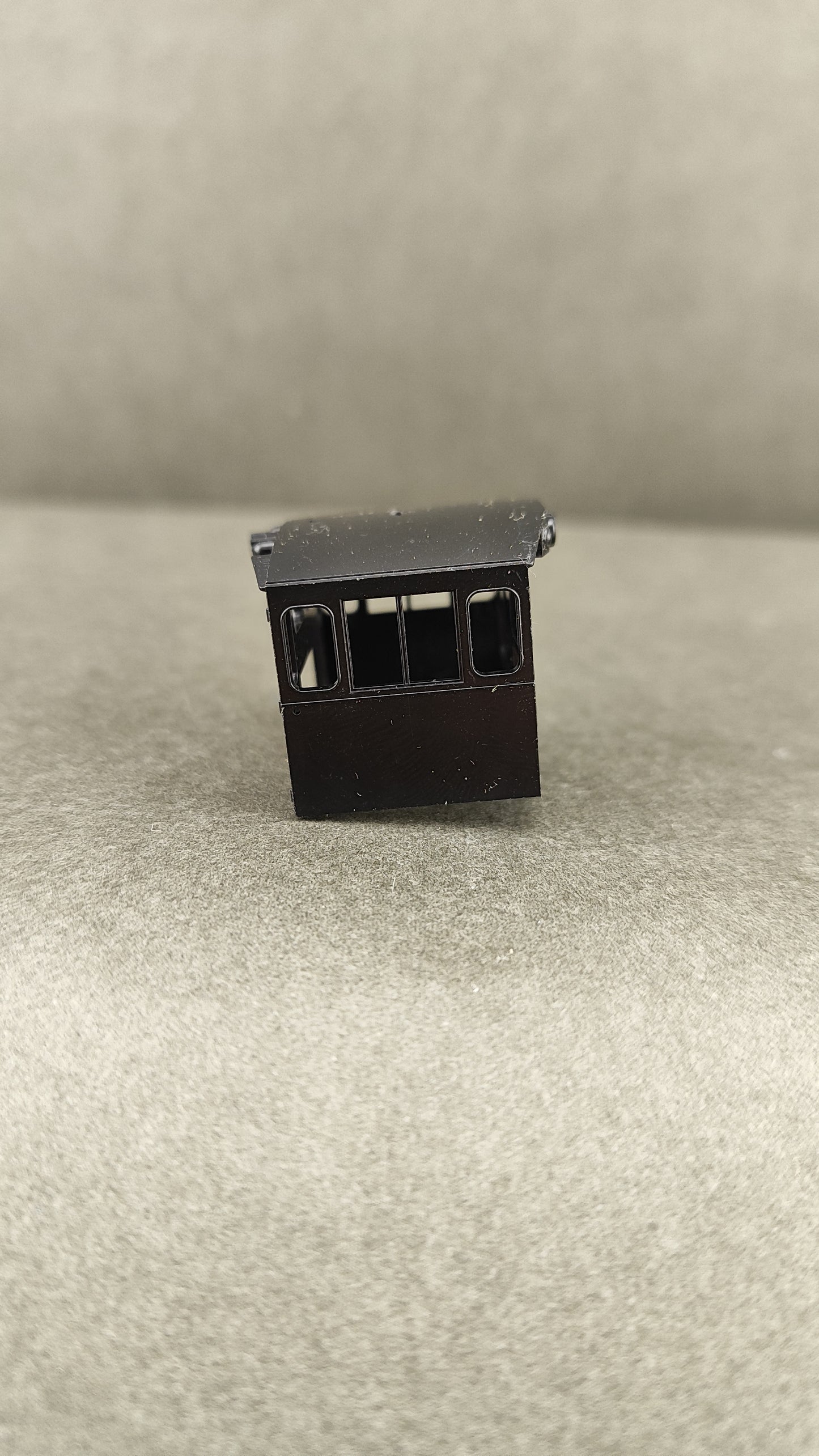 ATH 39002 SP SW1500 1000 cab with number board SP