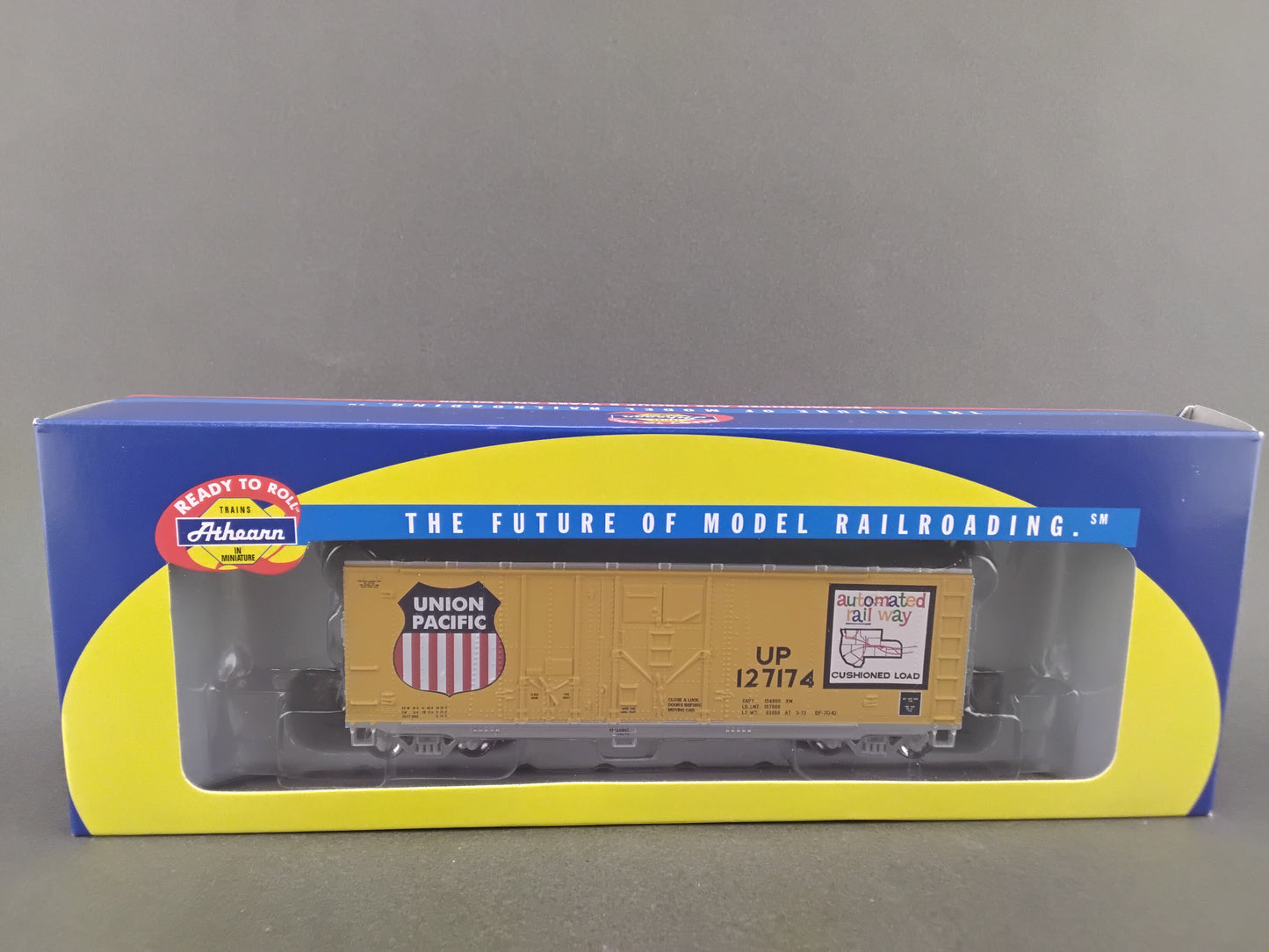 71975  Union Pacific 40' grain Box Car
