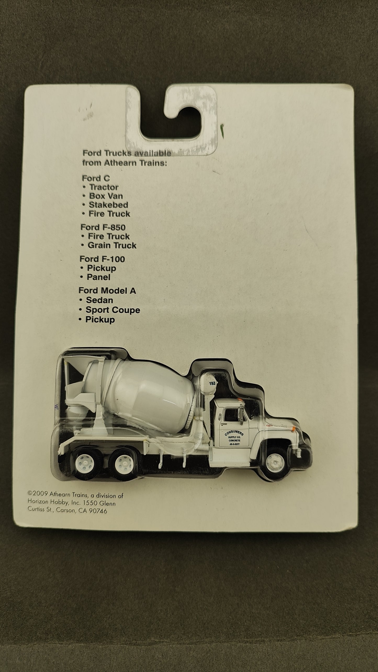 ATH 91898 Ford F-850 Chain drive mixer Consumers