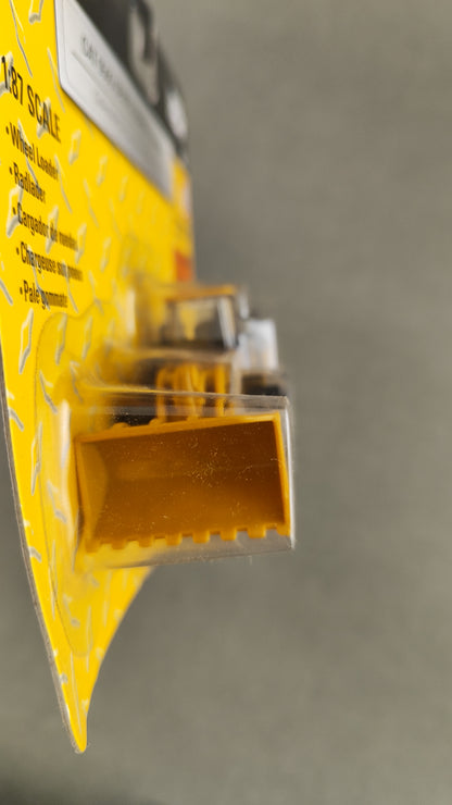 Norscot 55402 CAT 950G Series II Wheel Loader 1:87 Scale Diecast