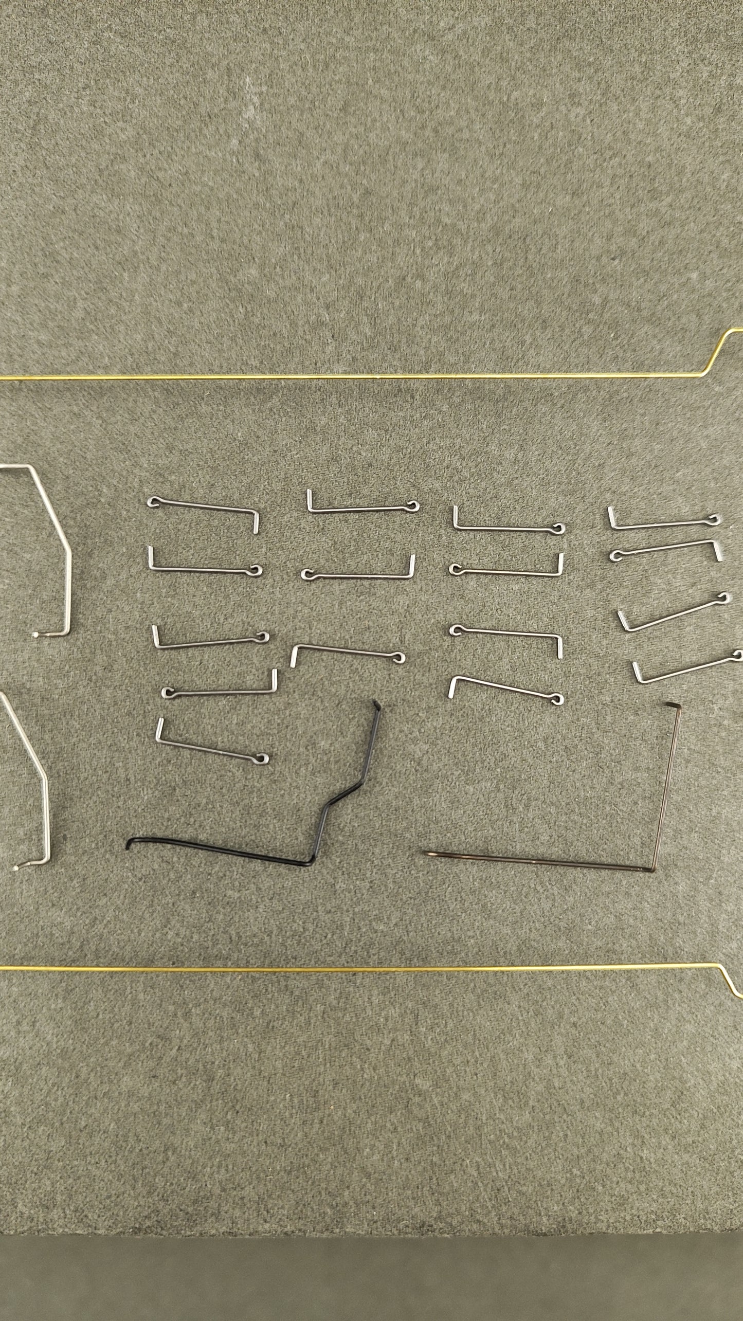 ATH  46027  GP38-2/40-2 handrail set