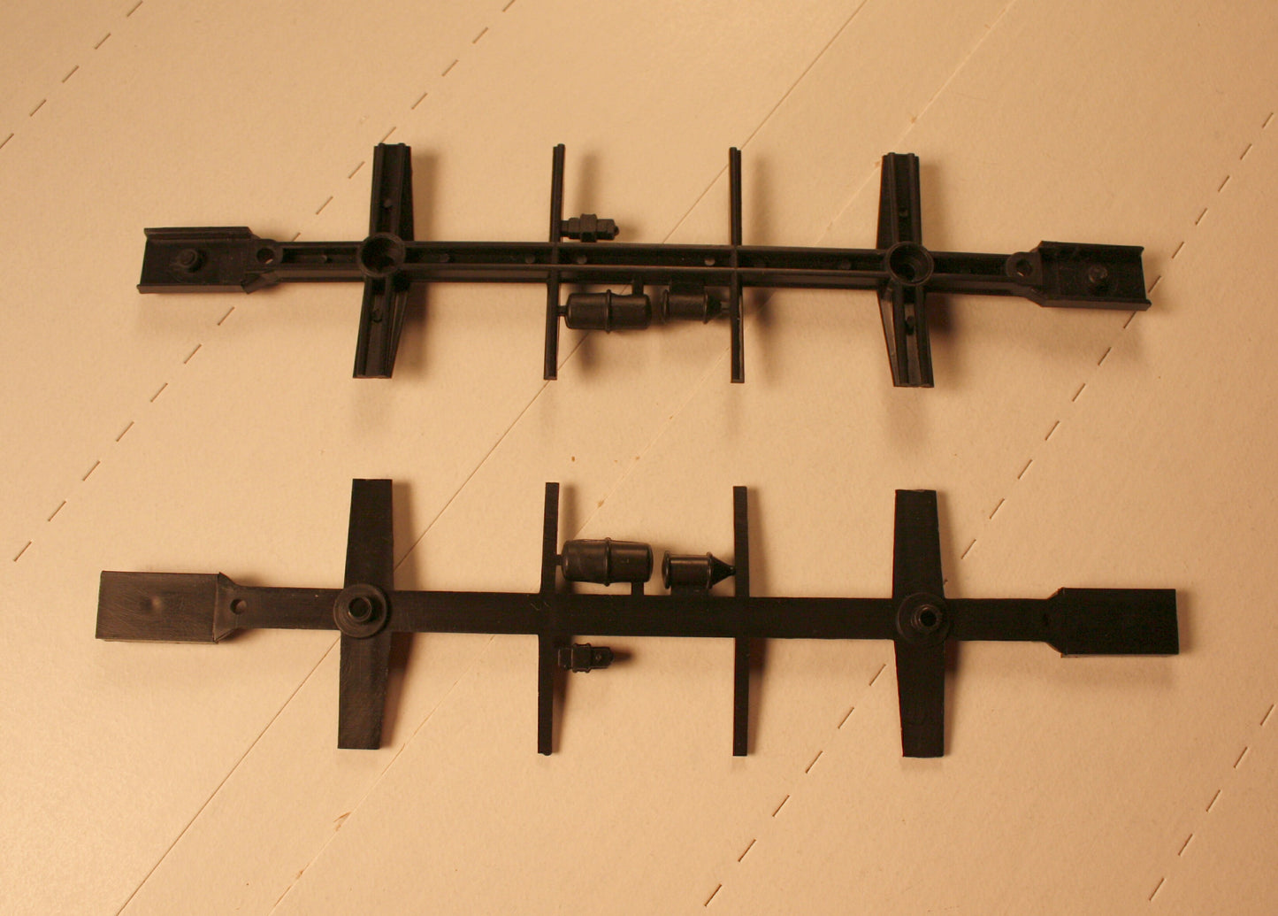 ATH 12509  Caboose Underframe  (pkg 2)