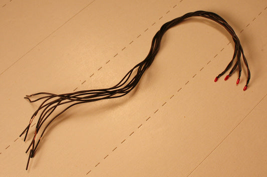 ATH 19259  red light bulbs (pkg 4) .050 dia. (1/16") X .100 long (3/32")