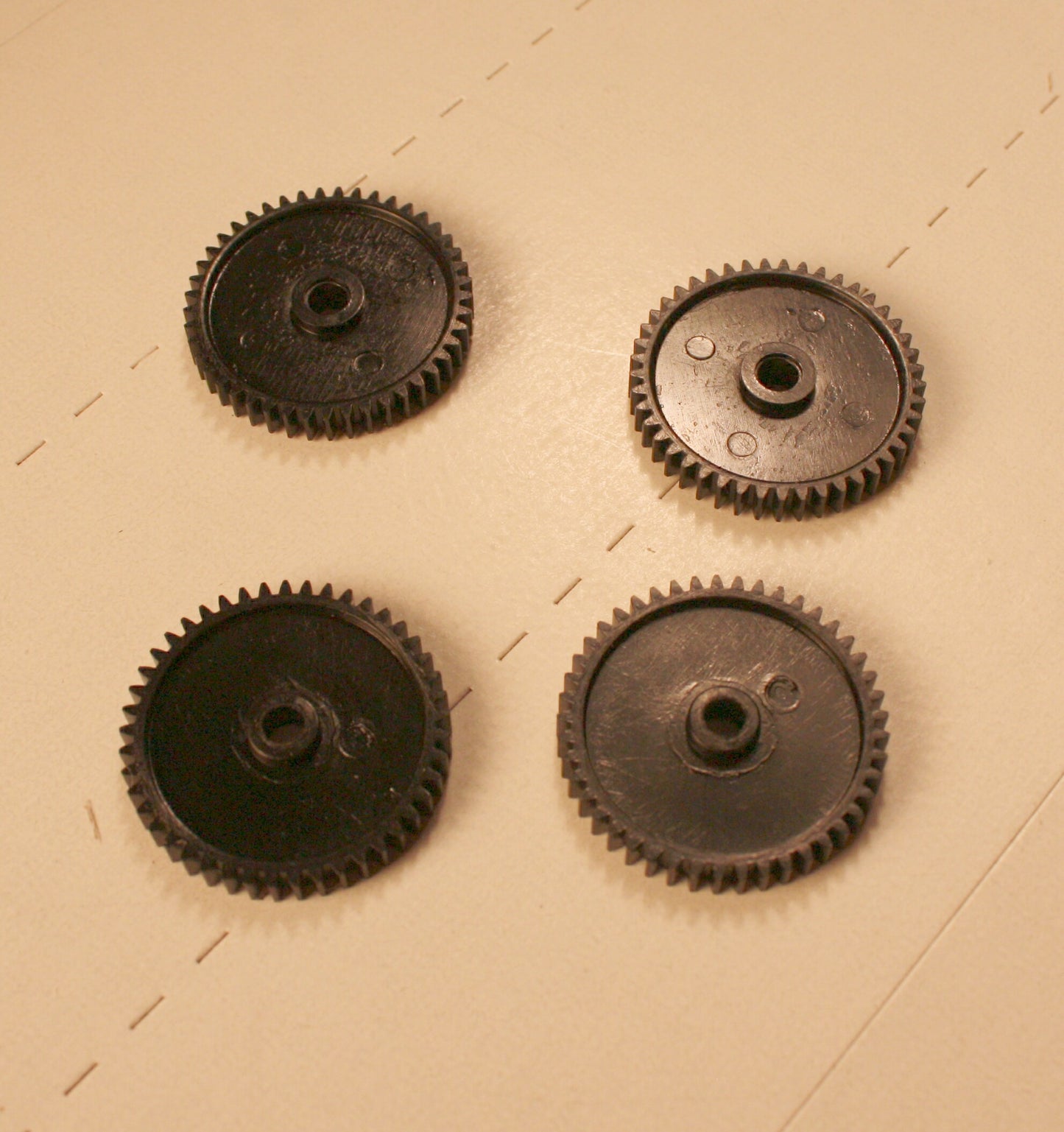 ATH 40031 Drive Gear 45 Tooth RTR pkg 4