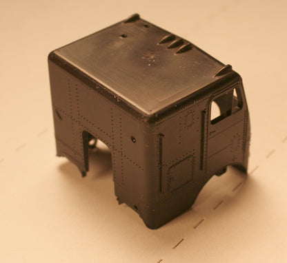 ATH 55000 Freightliner cab (undec)