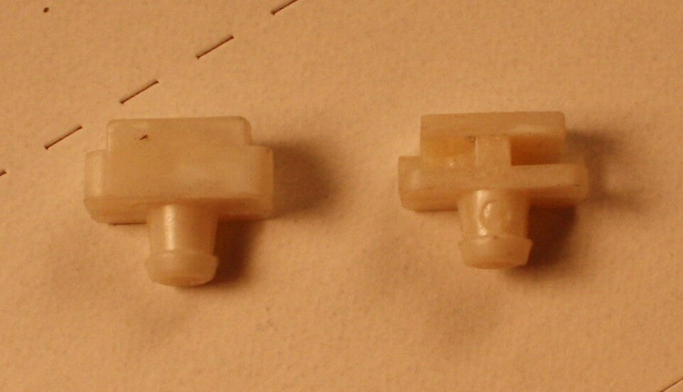 Ath - 84021  RTR Switcher Motor Mounts  (single post) (pkg 6)