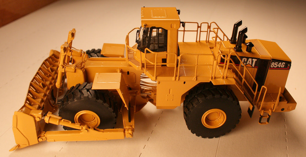 #CCM   Classic Construction Models Cat  854G