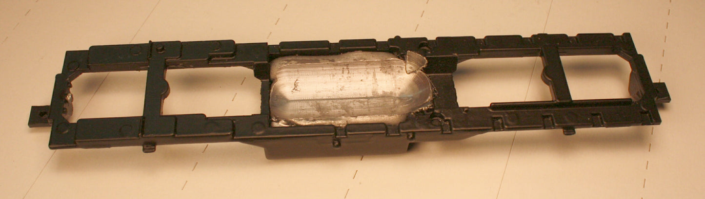 F 31600 L     GP 7 9 Athearn Loco frame weighted and machined for can motor