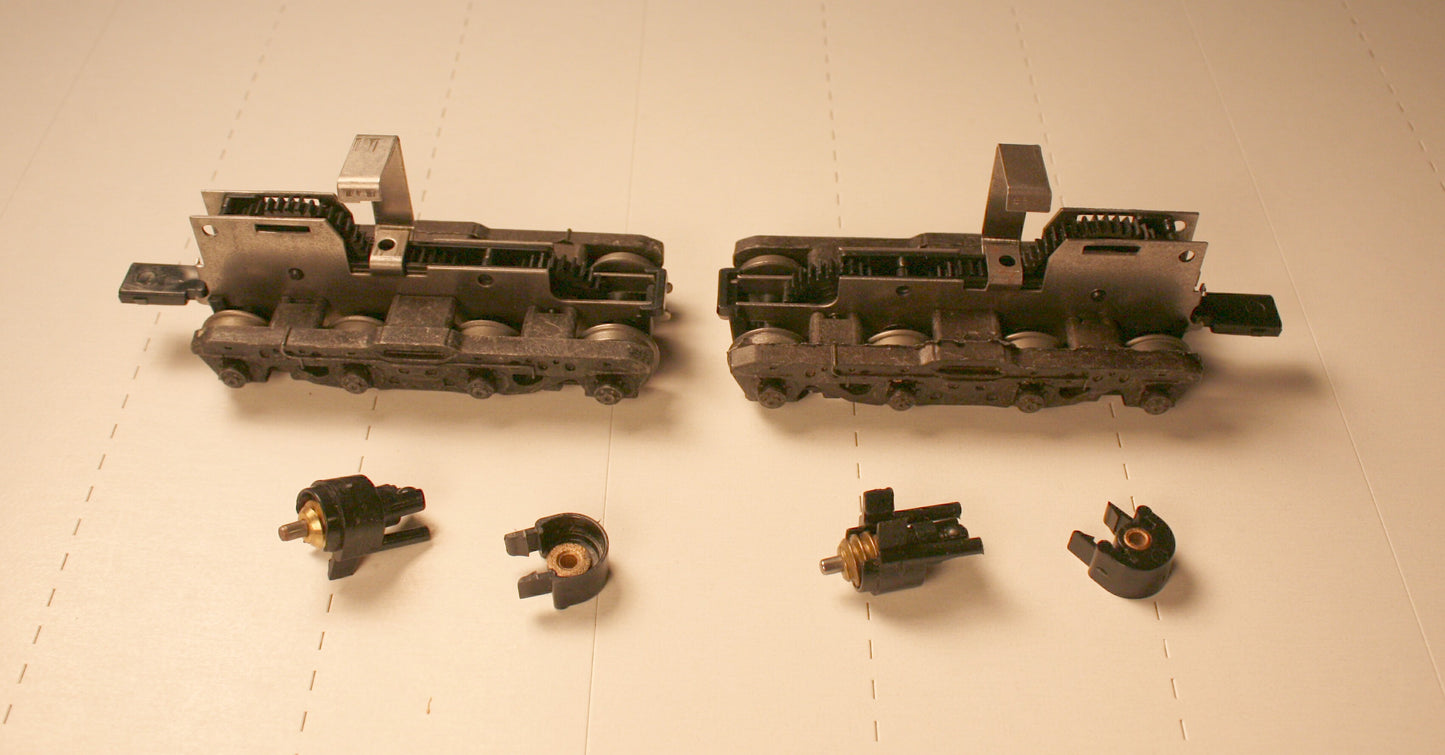PPW PT33226 9    DD35 Athearn Power Trucks fully assembled with worm gears