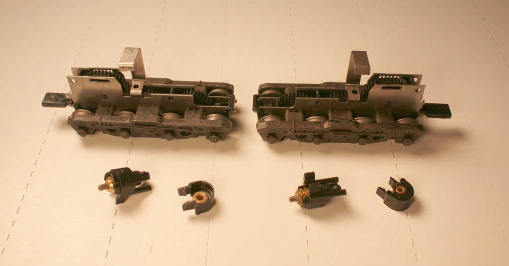 #PT33226-9 -  DD35 Athearn Power Trucks ( fully assembled )  (with worm gears)