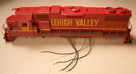 ATH S141 GP38 2 Lehigh Valley Genesis shell decorated new