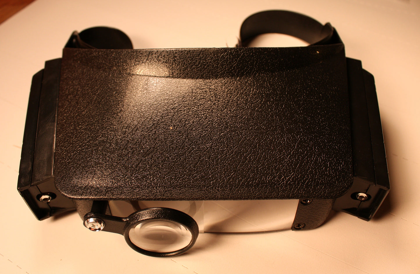 HT - 100 - Headstrap Magnifier with 4 Lenses and Light