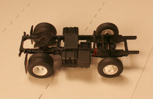 ATH 50614 - Athearn Ford C Chassis-Short Plastic Wheels and Rubber Tires