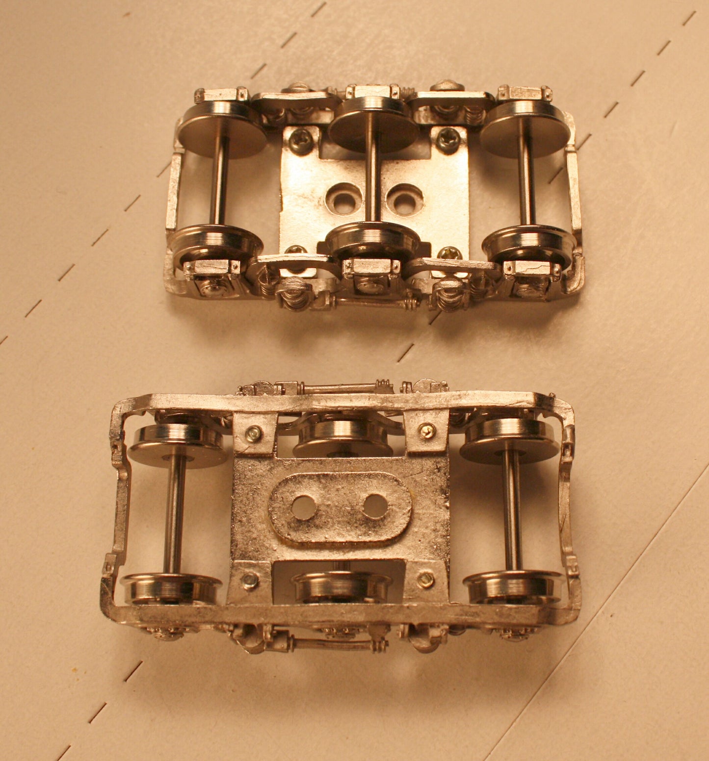 Tenshodo-100   3-axle passenger trucks (sold as pair) brass