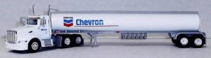 T SP 089 Peterbilt 386 day cab with tanker Chevron