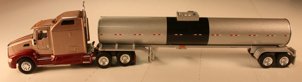 #T-60145  KW T660  w/hot oil tanker     Mocha/red