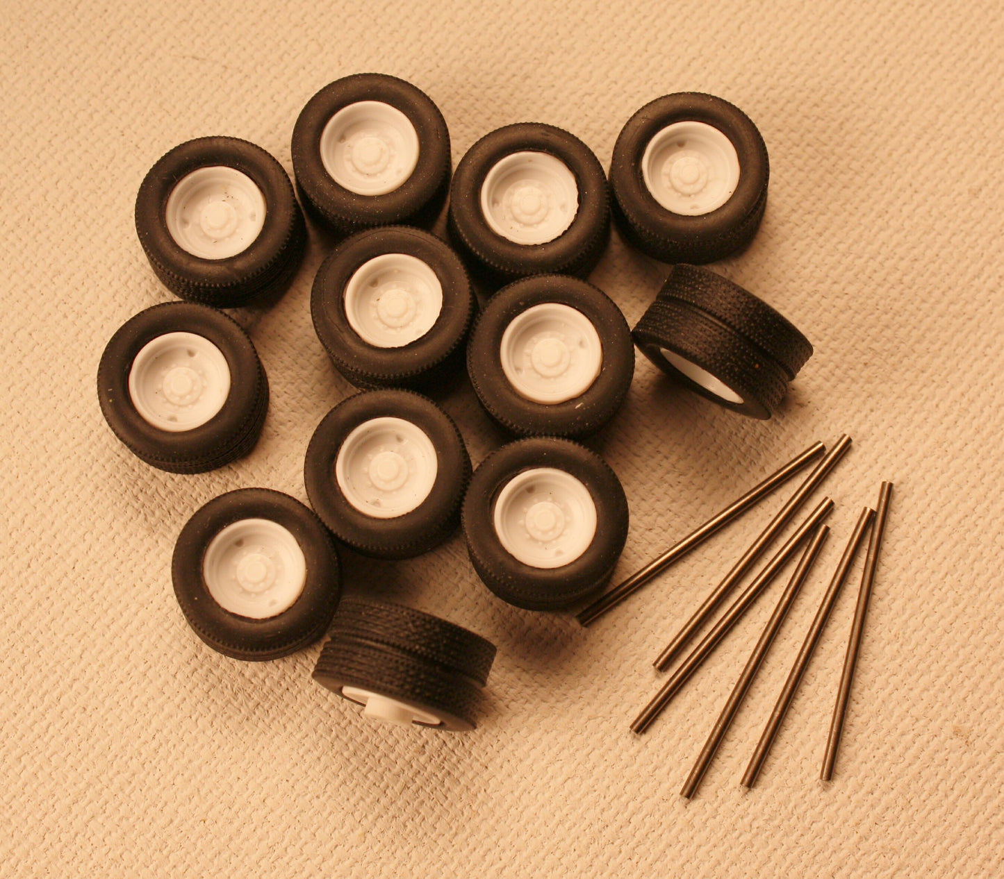 TS 736 	  	2-hole rear tractor or trailer white wheels, tires and axles (pkg-12)