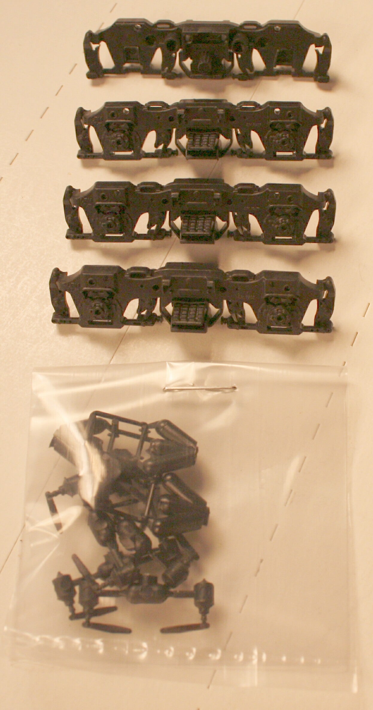 ATH 42009 Blomberg B Sideframe Set (plastic) - Fits Athearn Trucks