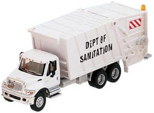 Bol-4507-77      Boley Depart. 1-87 vehicles International cab  trash truck (white)
