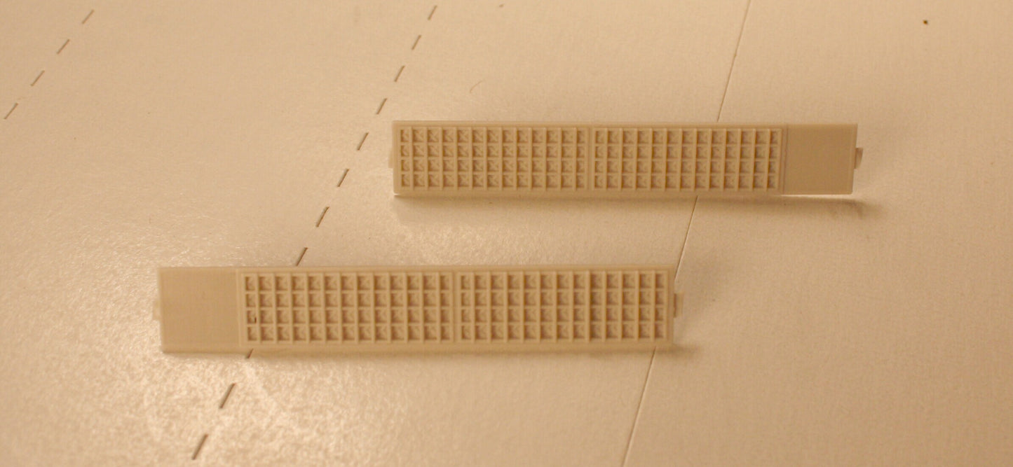 R 163A - SD38 Radiator Grilles (1 Set)