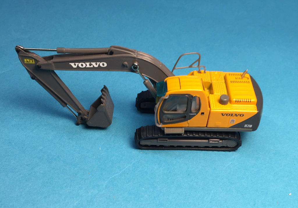 #MA-13043  Volvo Excavator