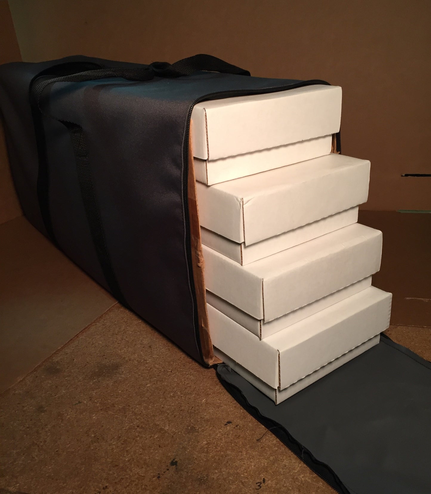 19255 - 'HO' Hobby Tote Set Complete System - Case & Four "High" Containers