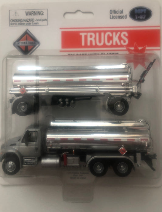 Bol-4129-66     International cab (Silver)   Boley Depart. 1-87 vehicles double tanker