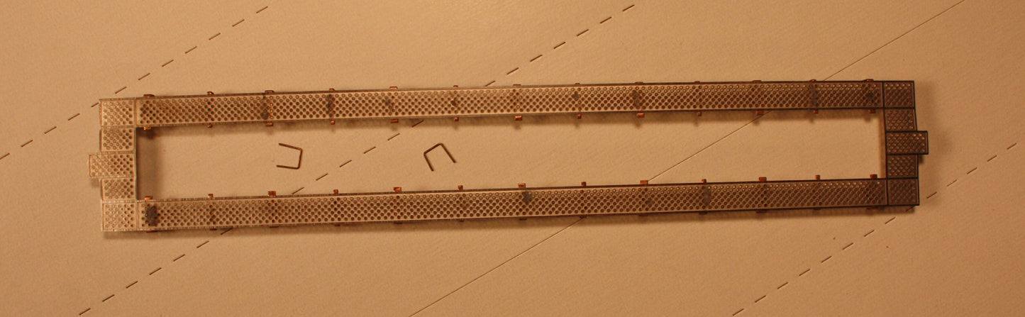 OMI -2162  Athearn ACF 4-bay cov hper( Round Hole Photo Etched Walkway)